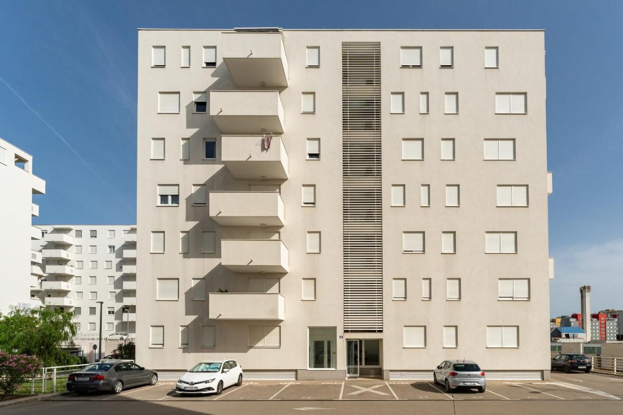 City Lux Apartment 1- With Garage And Balcony Zára Kültér fotó